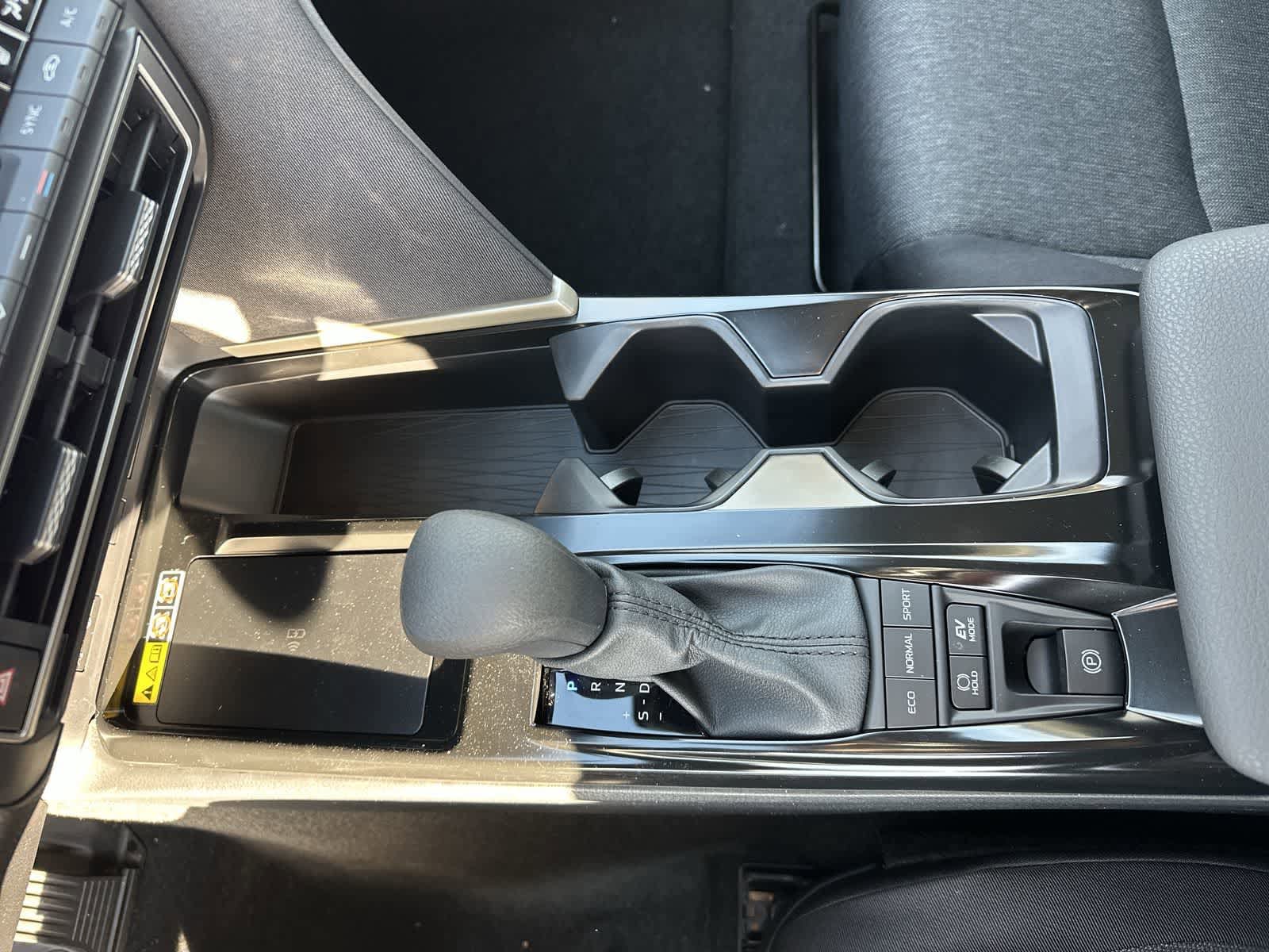 Thumbnail: 2026 Toyota Camry - 27