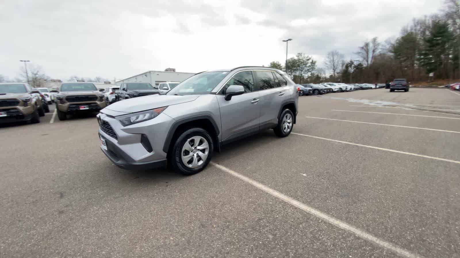 Thumbnail: 2021 Toyota RAV4 - 11