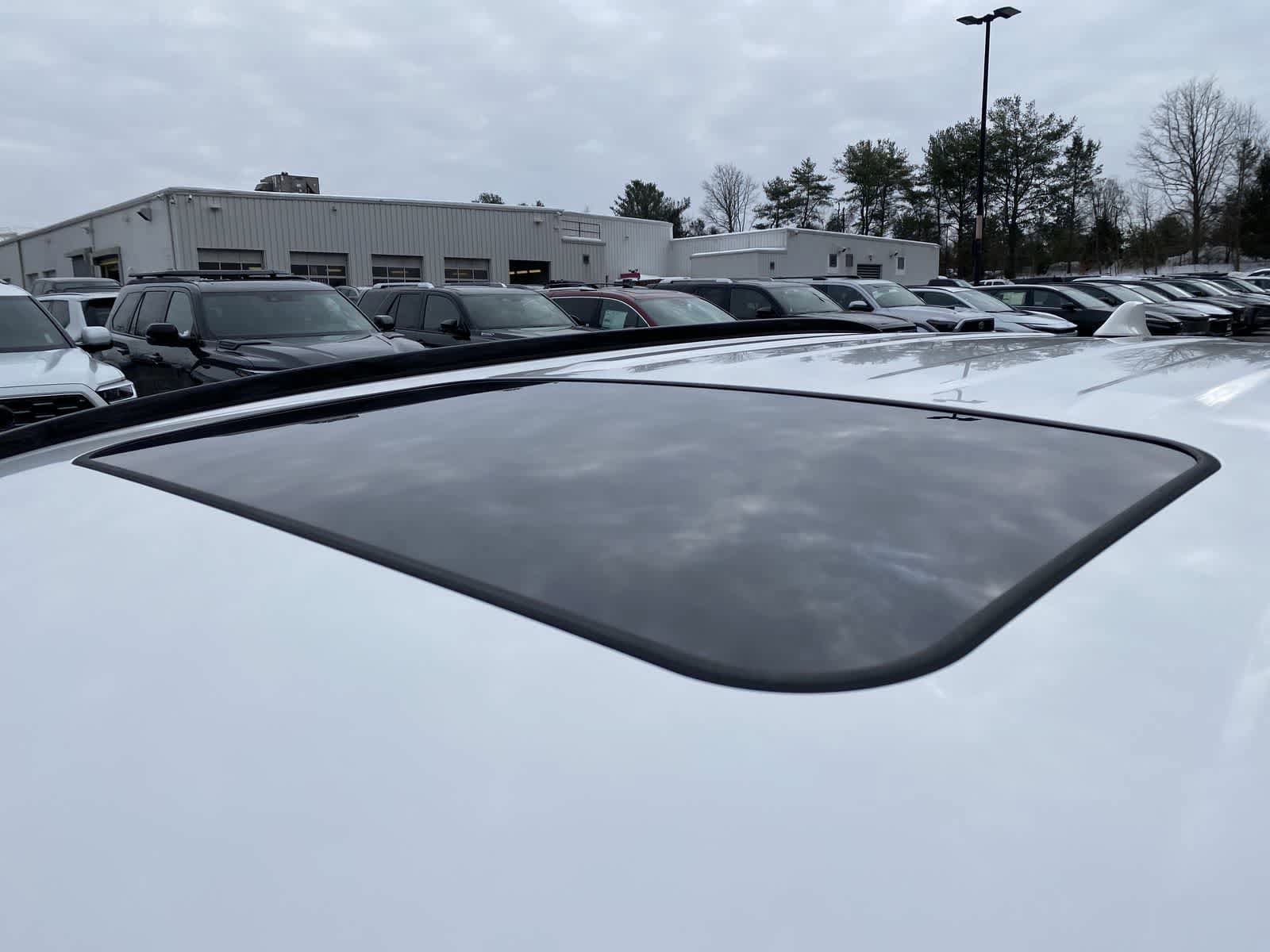 Thumbnail: 2025 Toyota RAV4 - 23