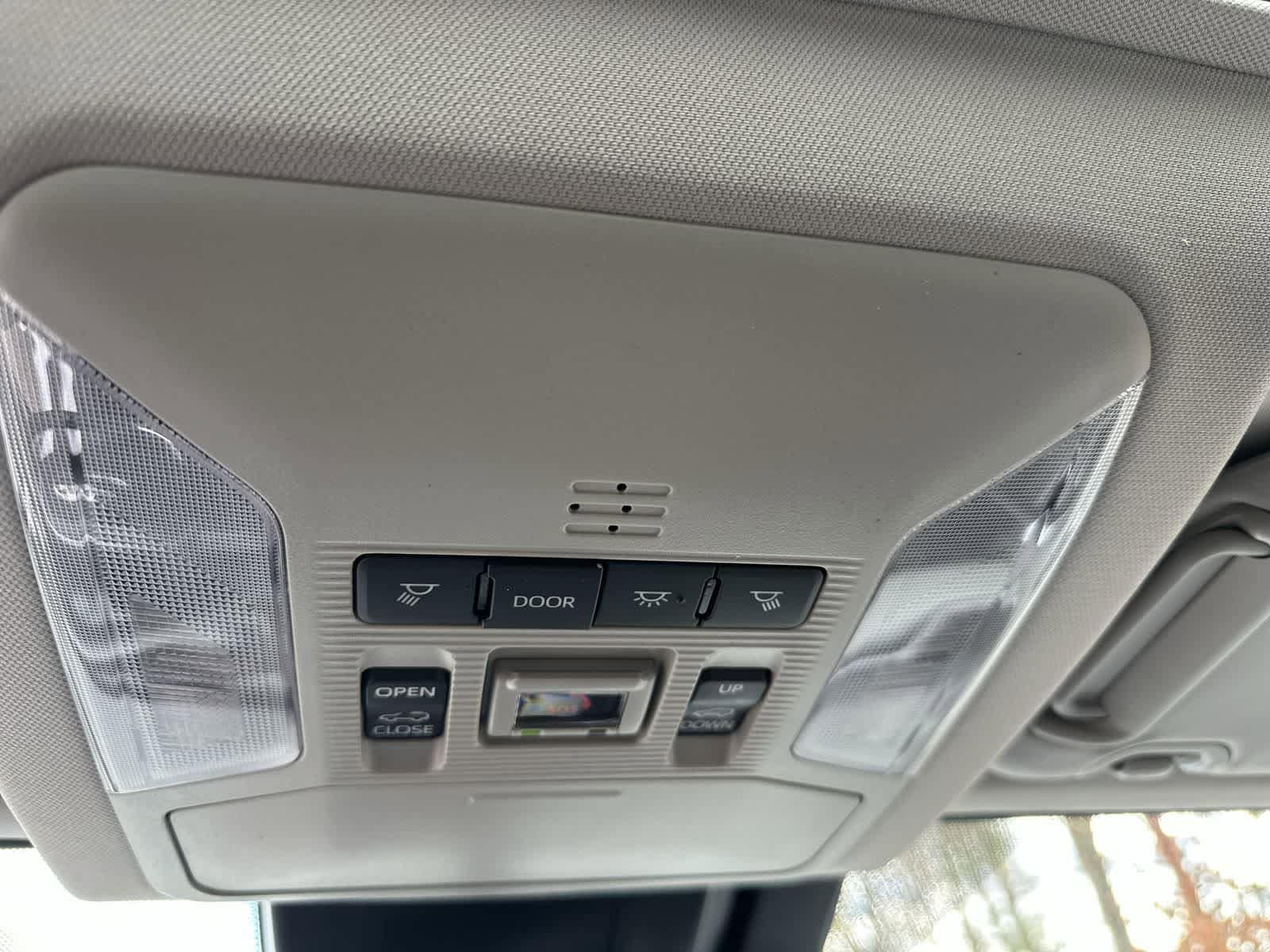 Thumbnail: 2025 Toyota RAV4 - 22