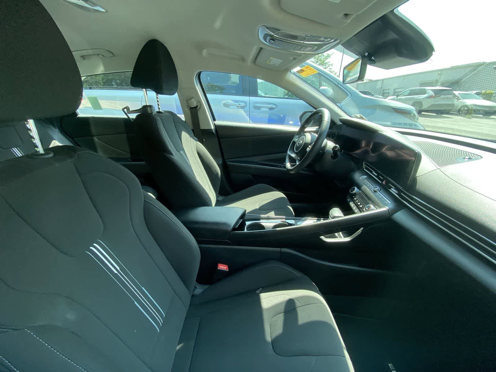 Thumbnail: 2023 Hyundai Elantra - 5