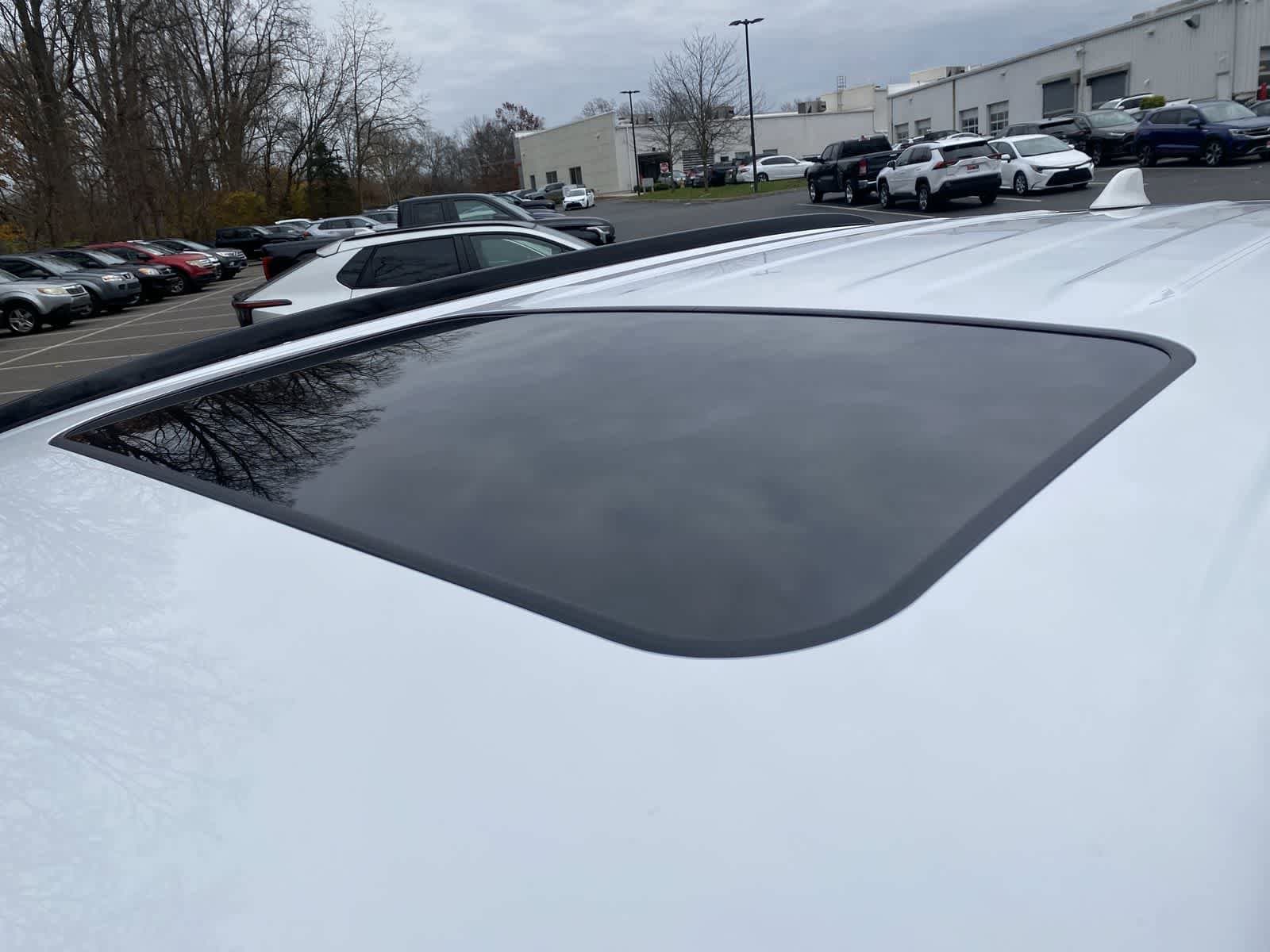 Thumbnail: 2025 Toyota RAV4 - 15