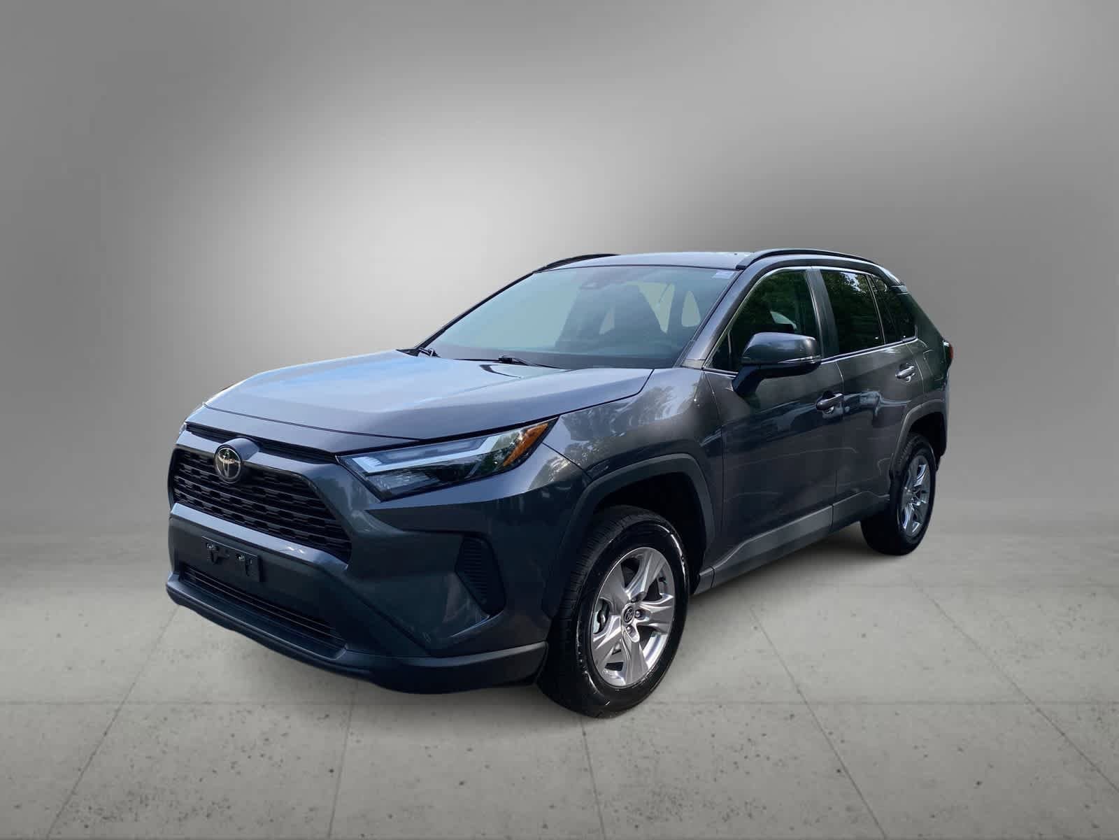 2025 Toyota RAV4 XLE AWD's photo