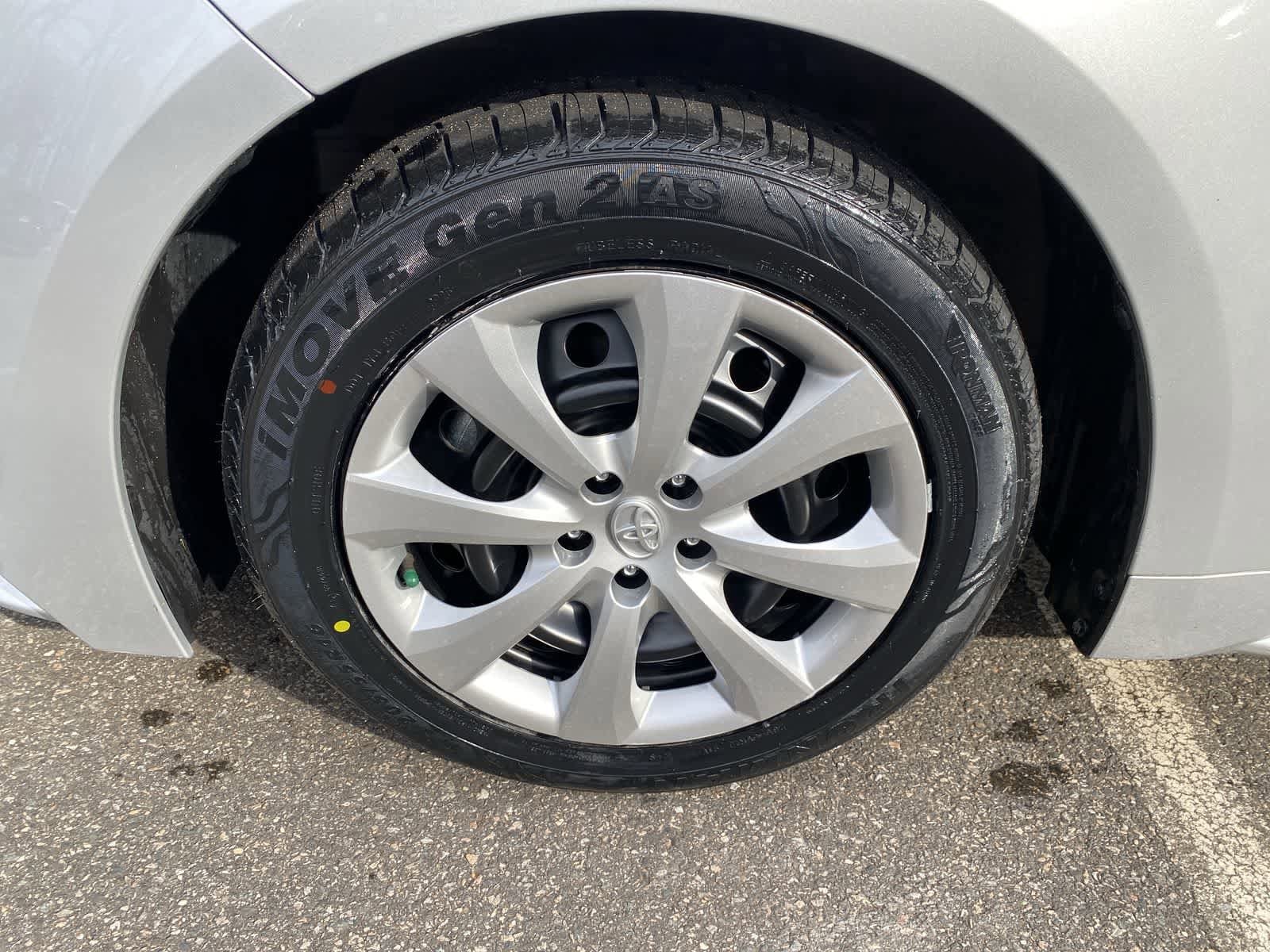 Thumbnail: 2025 Toyota Corolla - 12