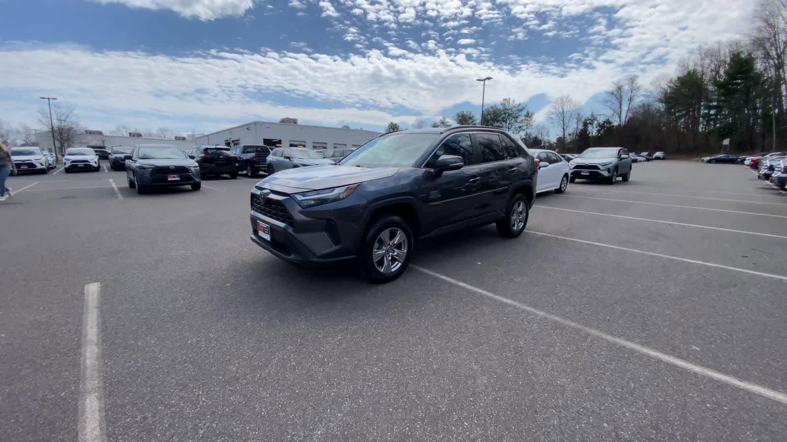 Thumbnail: 2023 Toyota RAV4 - 4