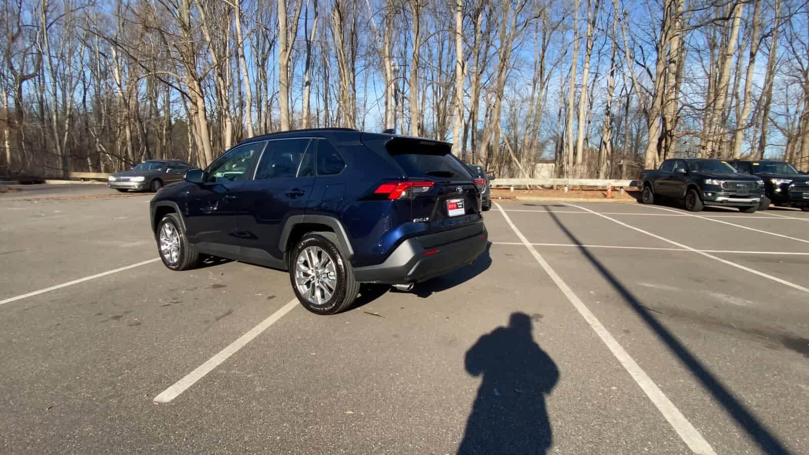 Thumbnail: 2025 Toyota RAV4 - 11