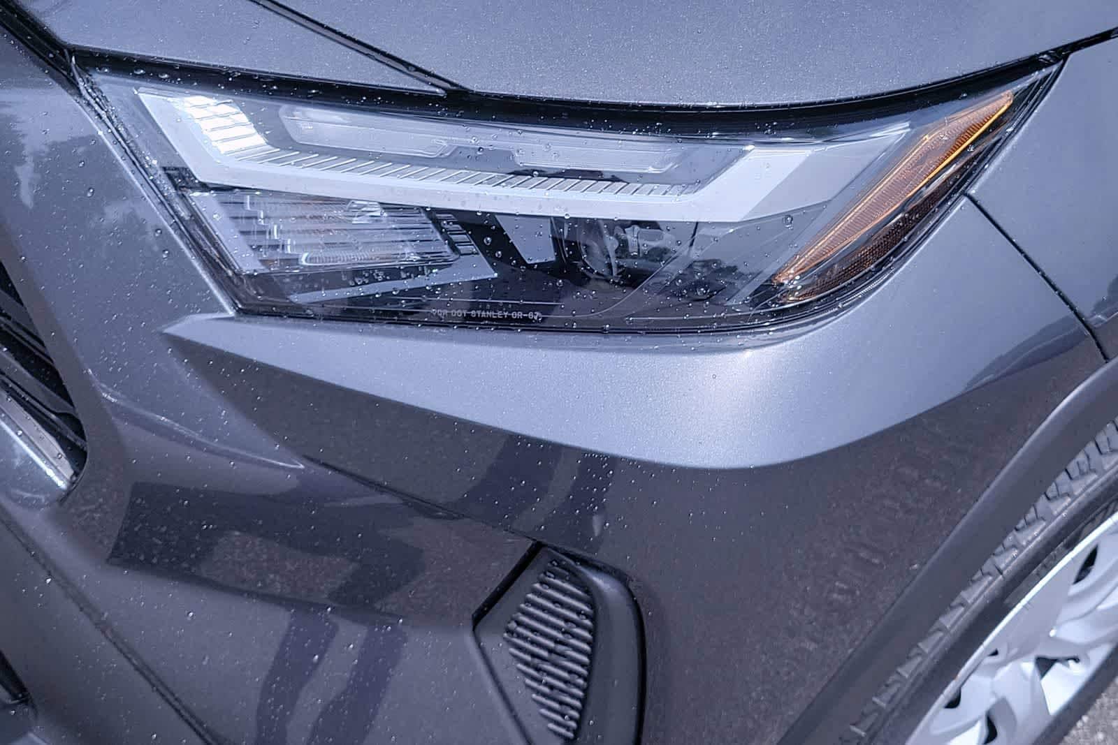 2025 Toyota RAV4 LE 11