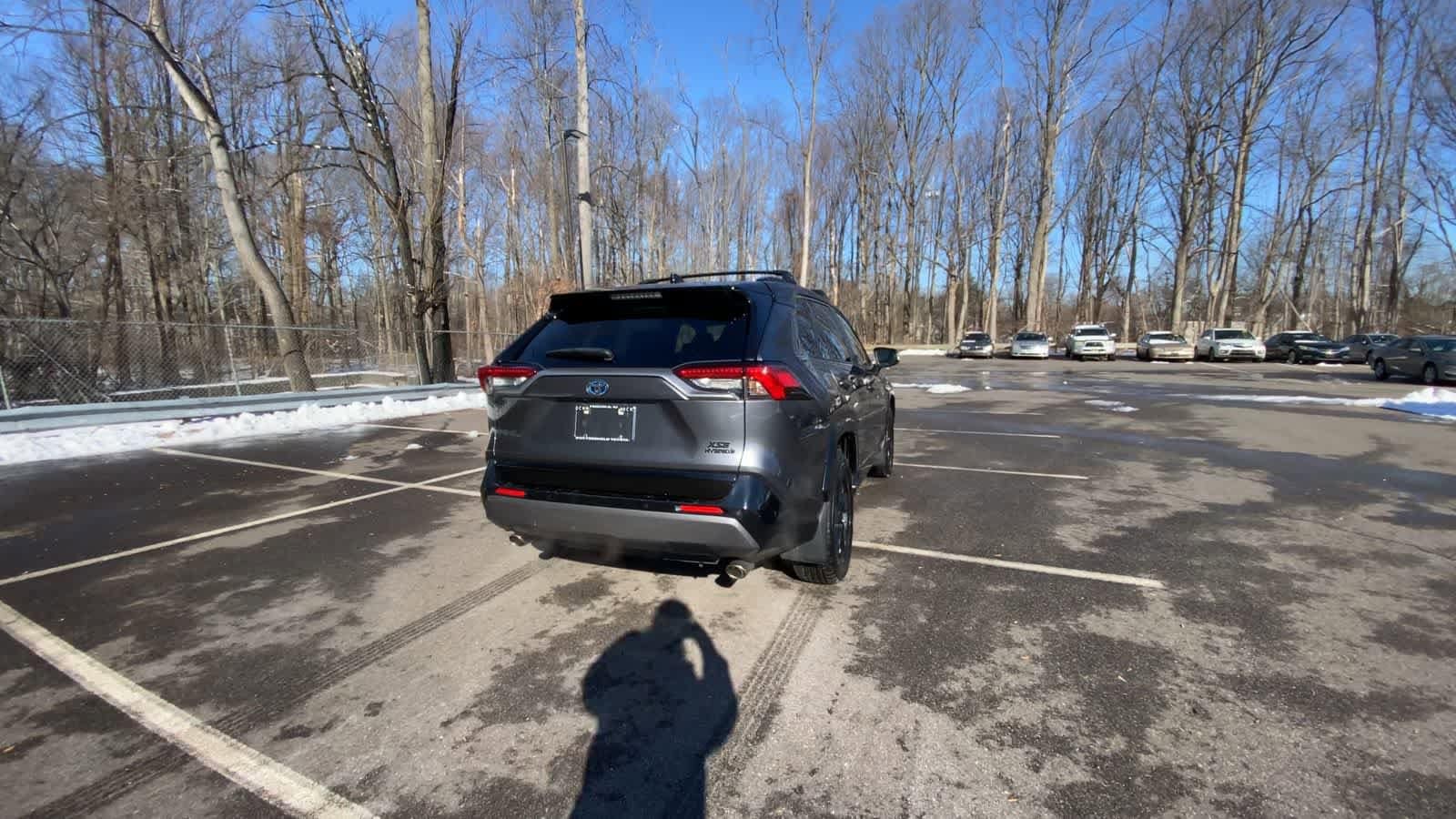 Thumbnail: 2019 Toyota RAV4 - 15
