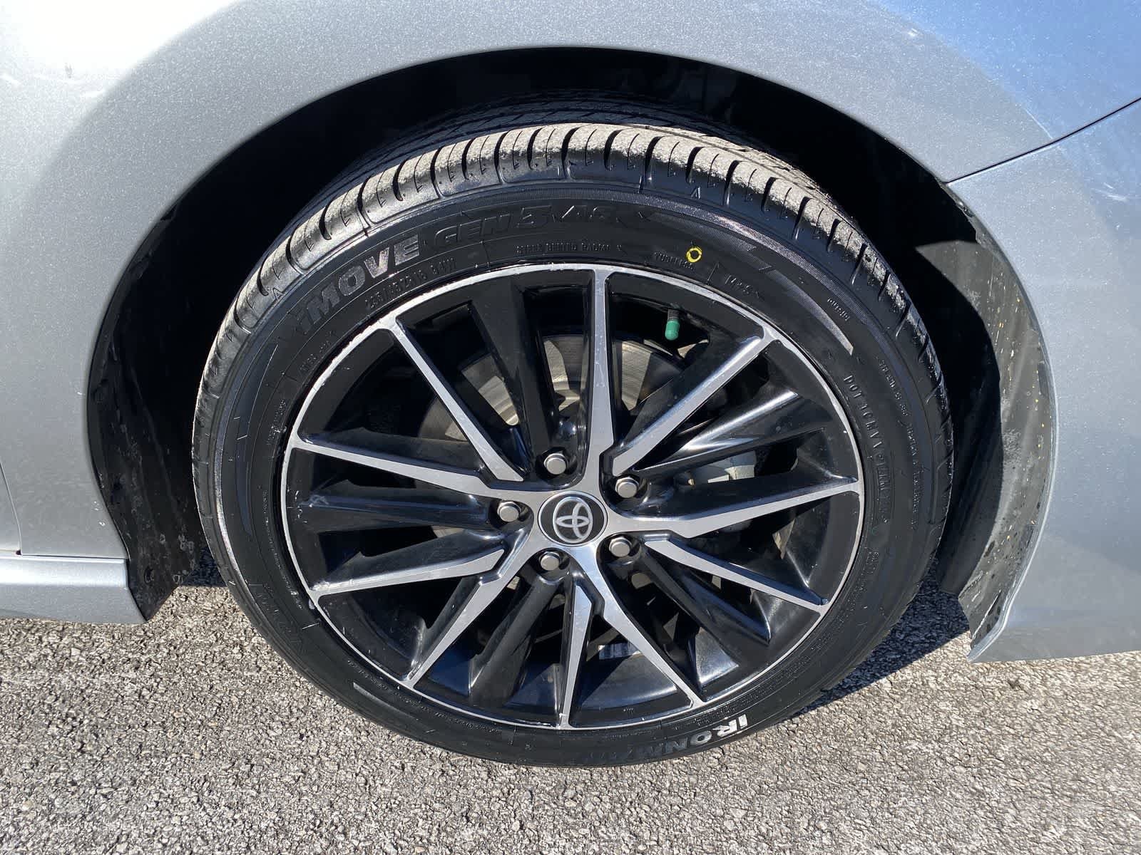 Thumbnail: 2023 Toyota Camry - 22