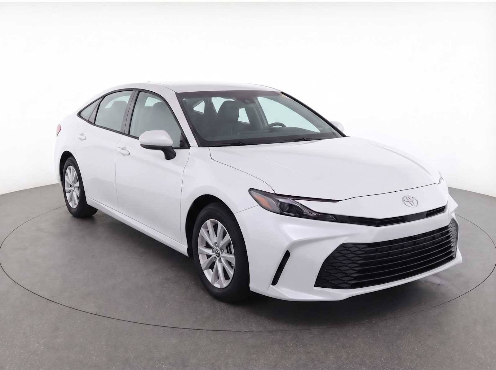 Thumbnail: 2025 Toyota Camry - 3