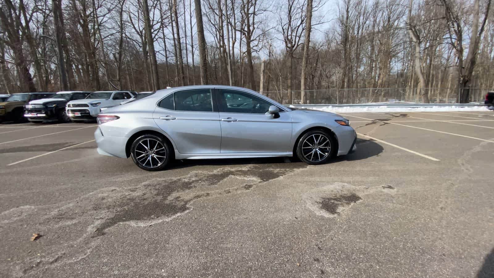 Thumbnail: 2024 Toyota Camry - 15