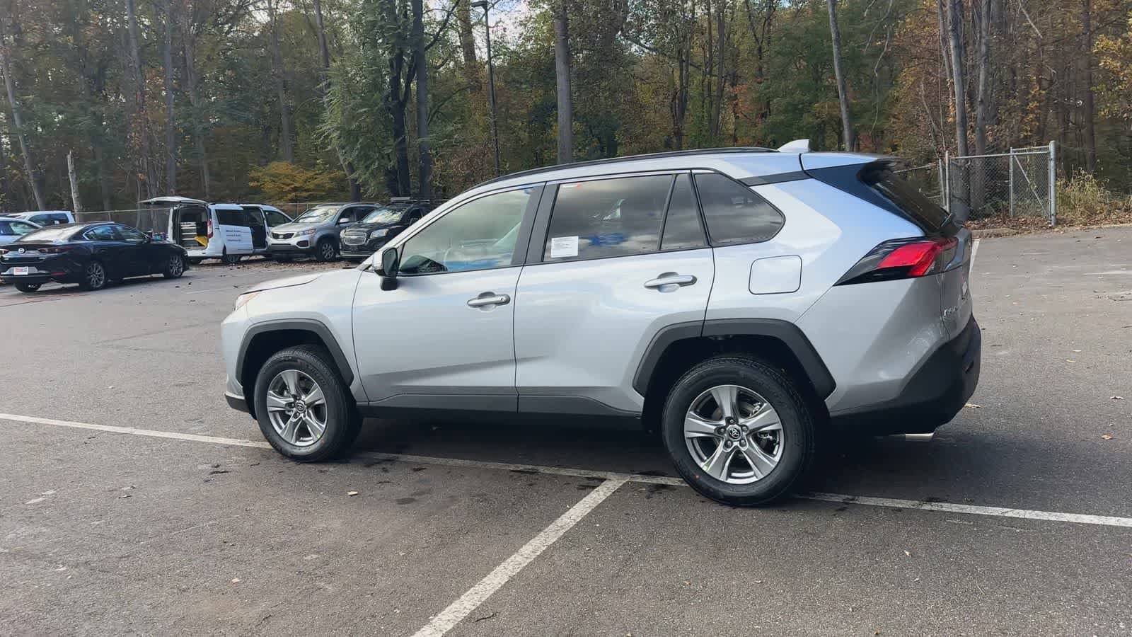 Thumbnail: 2025 Toyota RAV4 - 6