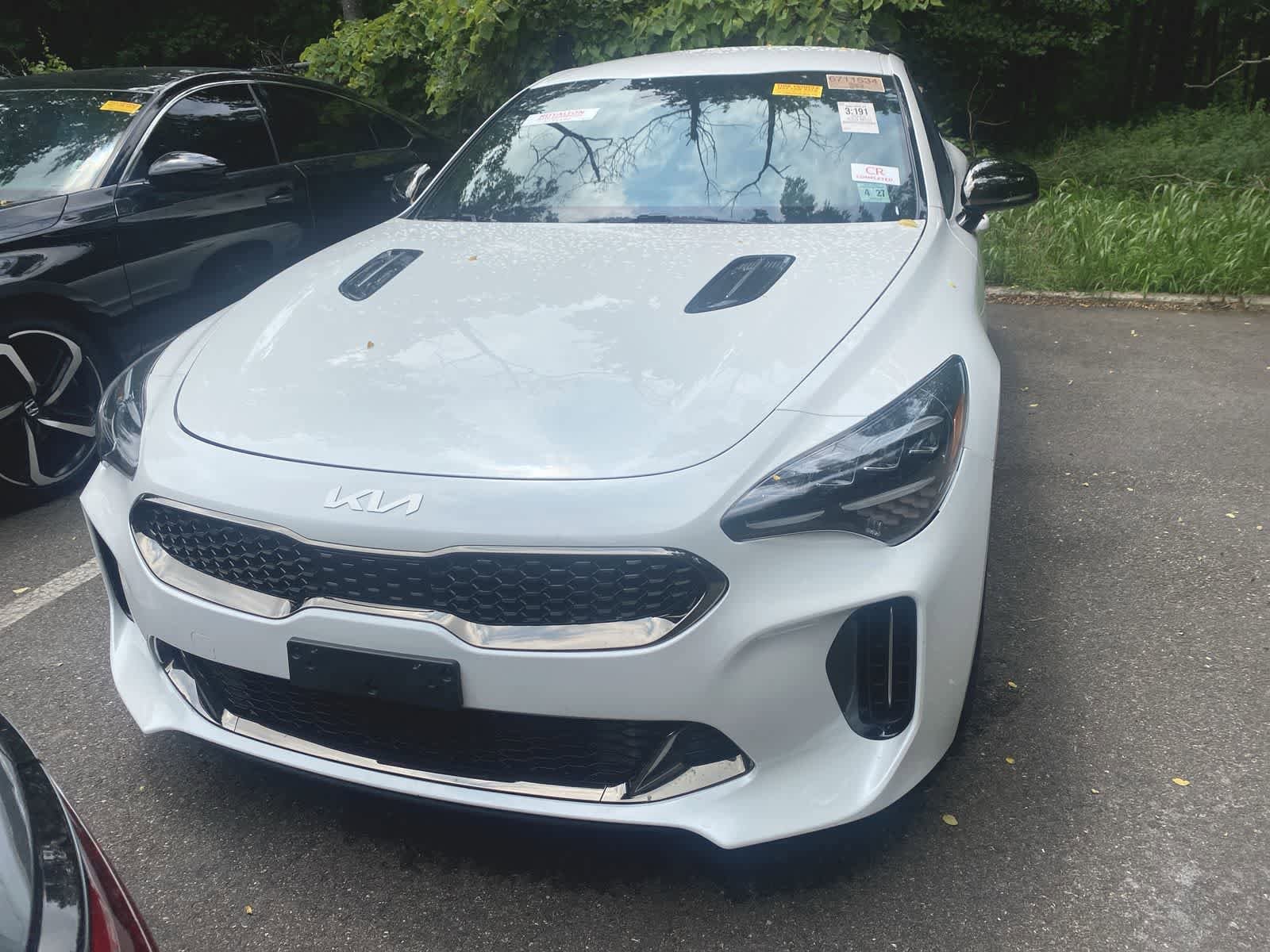 Thumbnail: 2022 Kia Stinger - 2