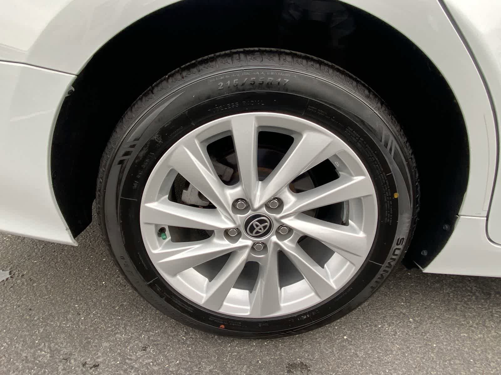 Thumbnail: 2023 Toyota Camry - 20