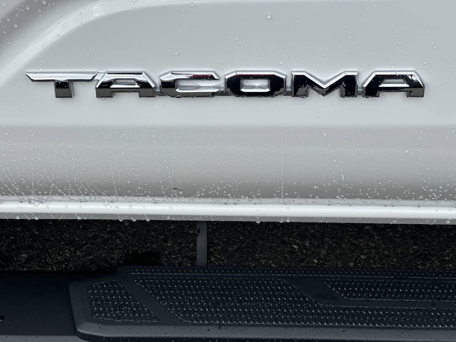 Thumbnail: 2025 Toyota Tacoma - 12