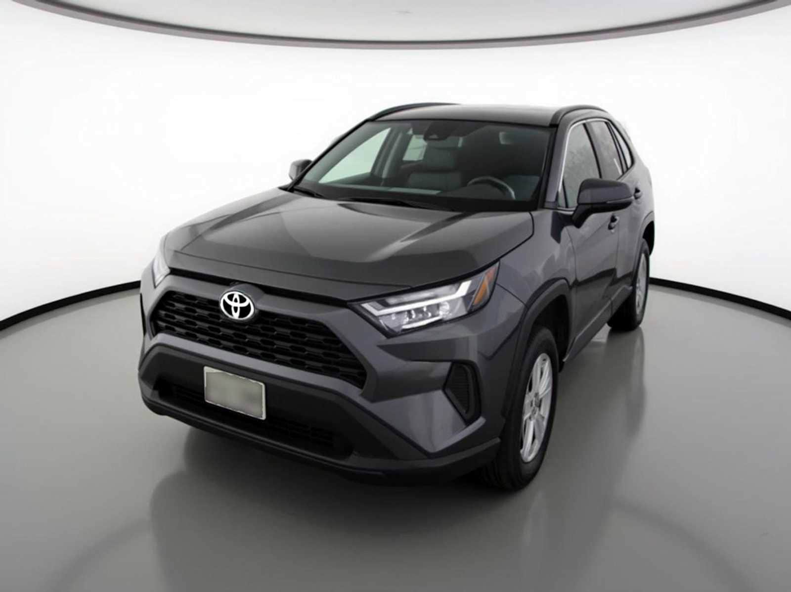 2024 Toyota RAV4 XLE's photo