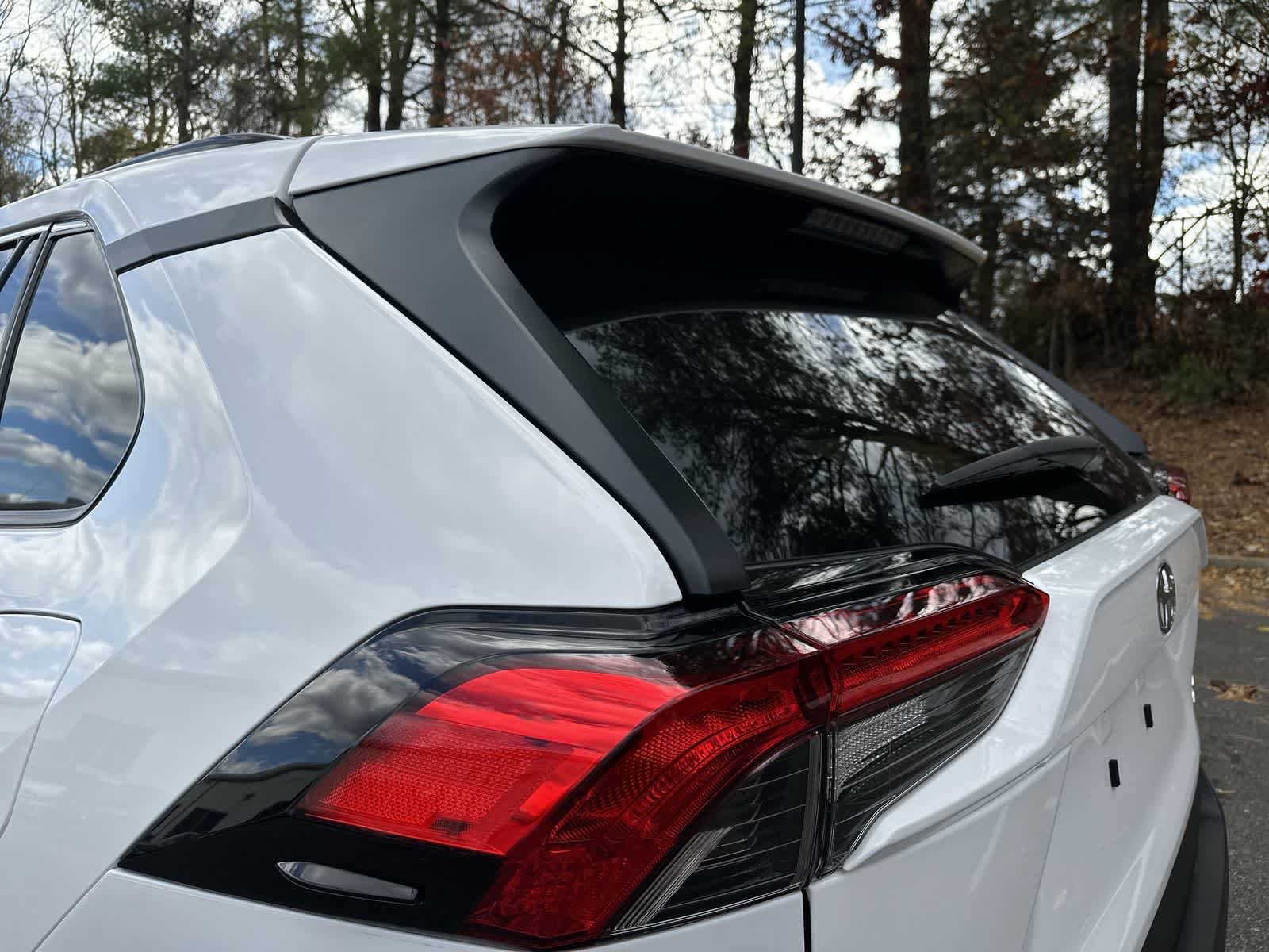 Thumbnail: 2025 Toyota RAV4 - 12