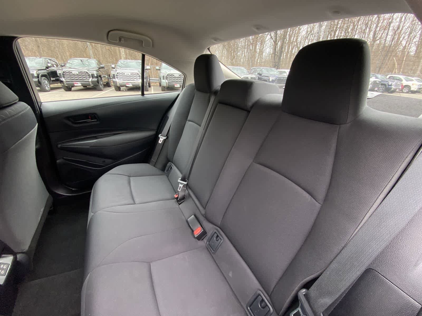 Thumbnail: 2025 Toyota Corolla - 25