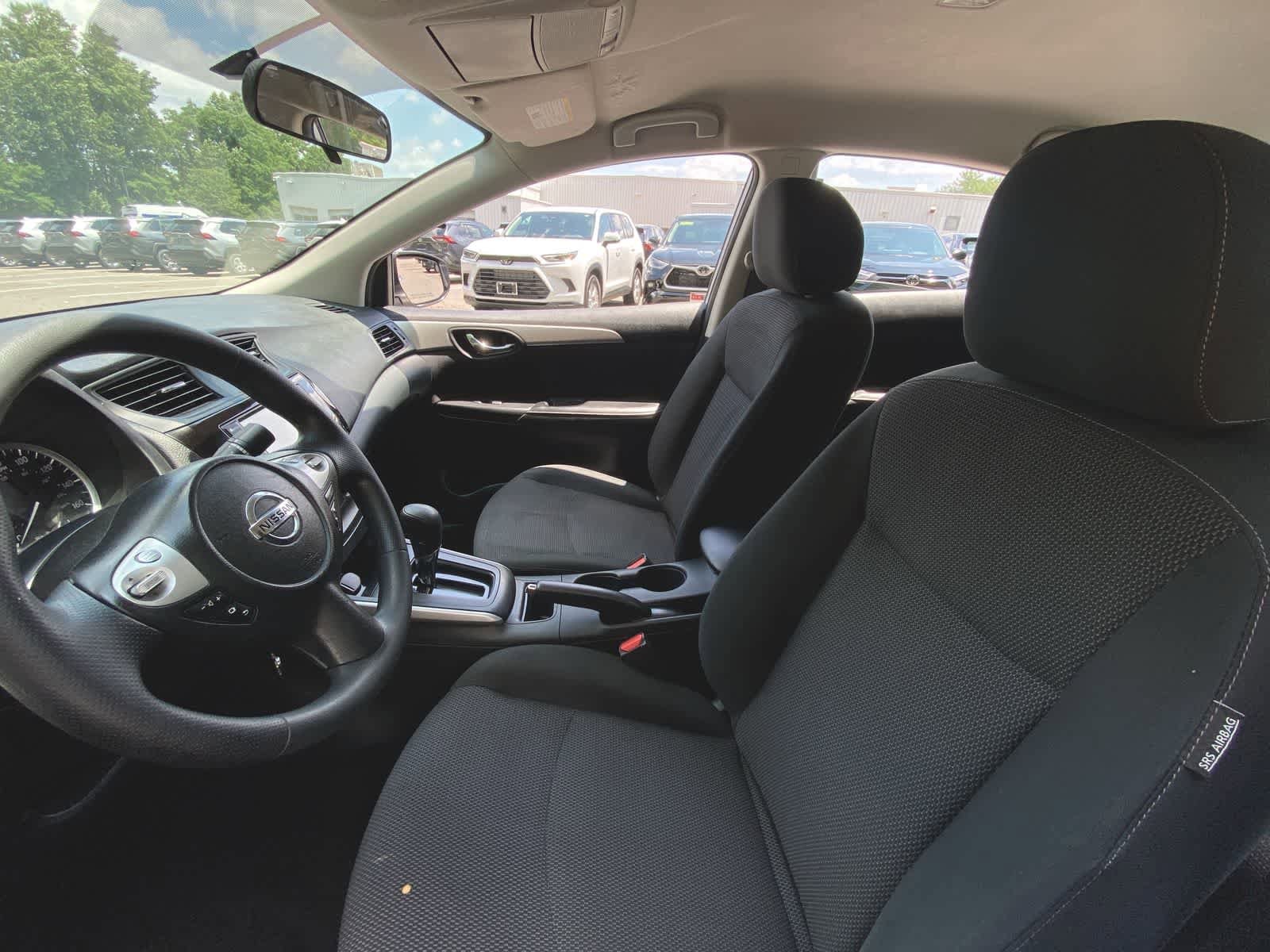 Thumbnail: 2019 Nissan Sentra - 16
