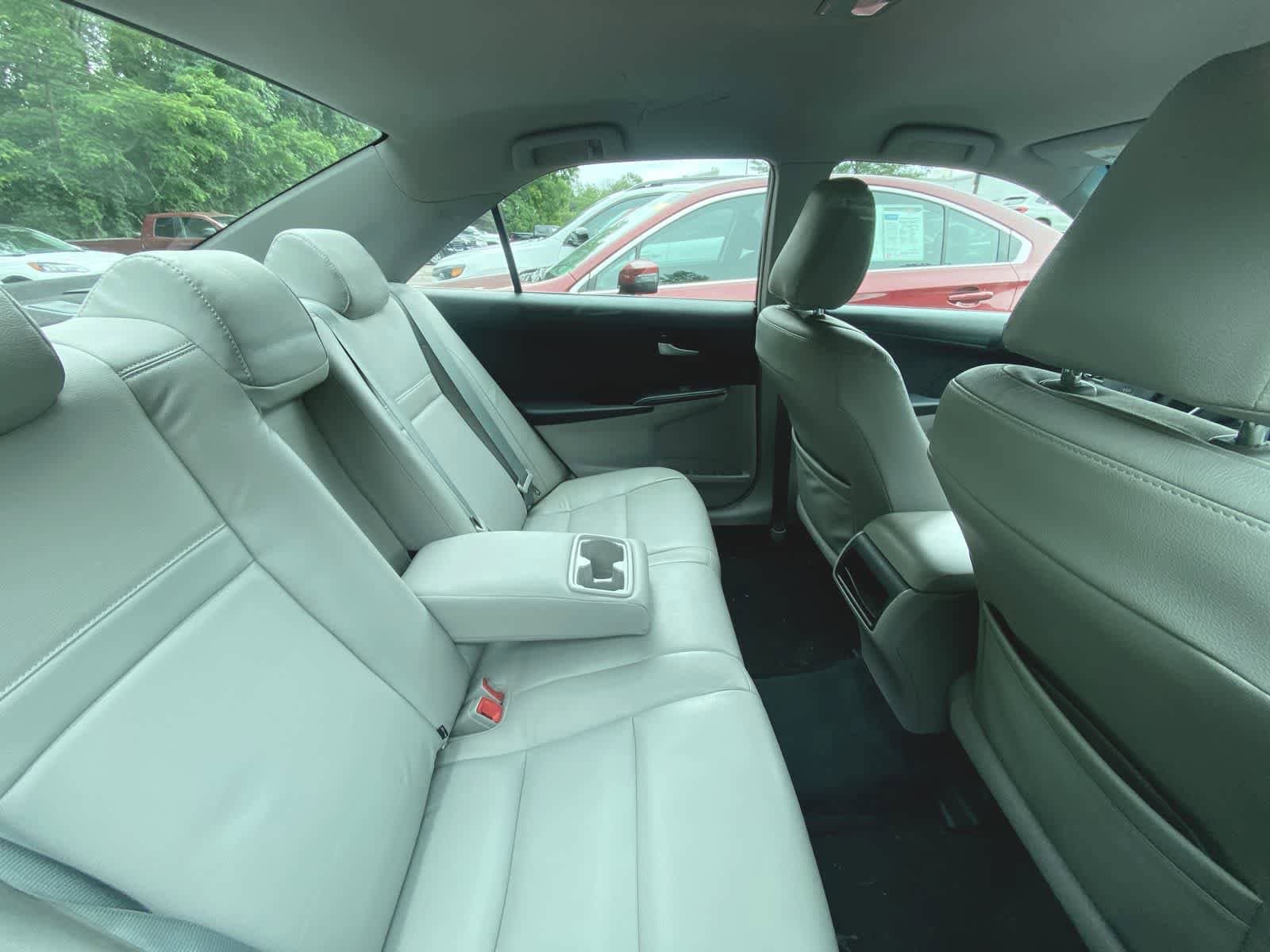 Thumbnail: 2012 Toyota Camry - 6