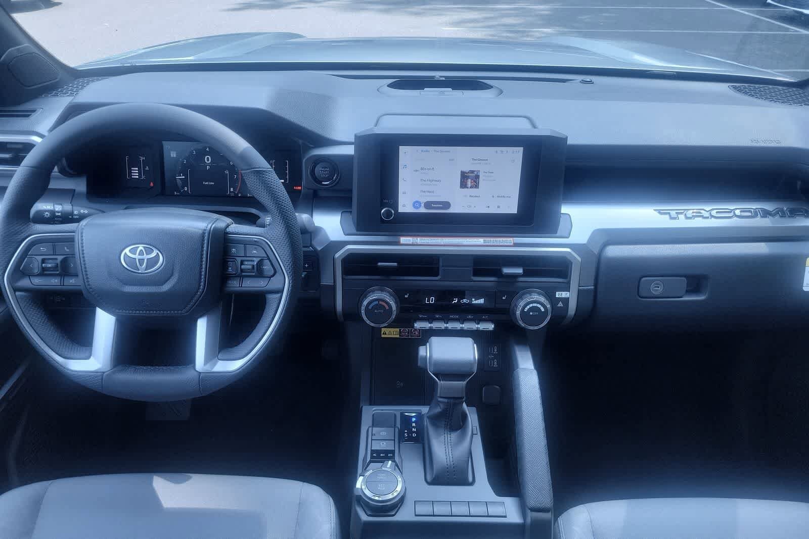 2025 Toyota Tacoma SR5 30
