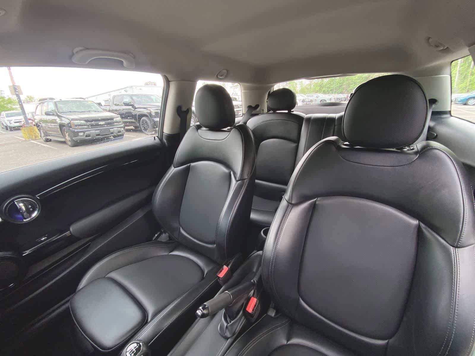 2016 MINI Cooper Hardtop S 17