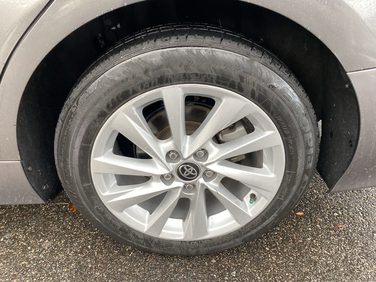 Thumbnail: 2024 Toyota Camry - 18