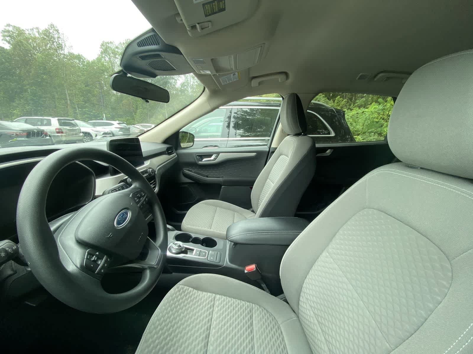 Thumbnail: 2020 Ford Escape - 7