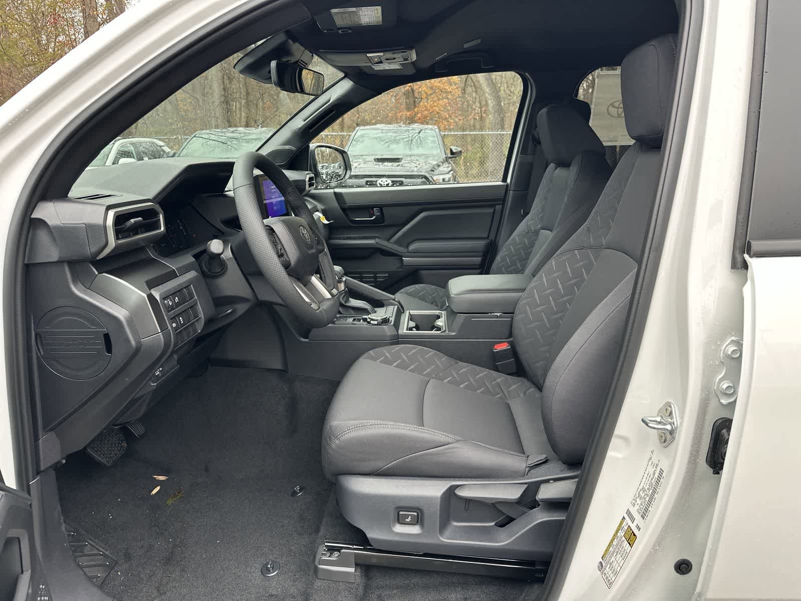 Thumbnail: 2025 Toyota Tacoma - 25