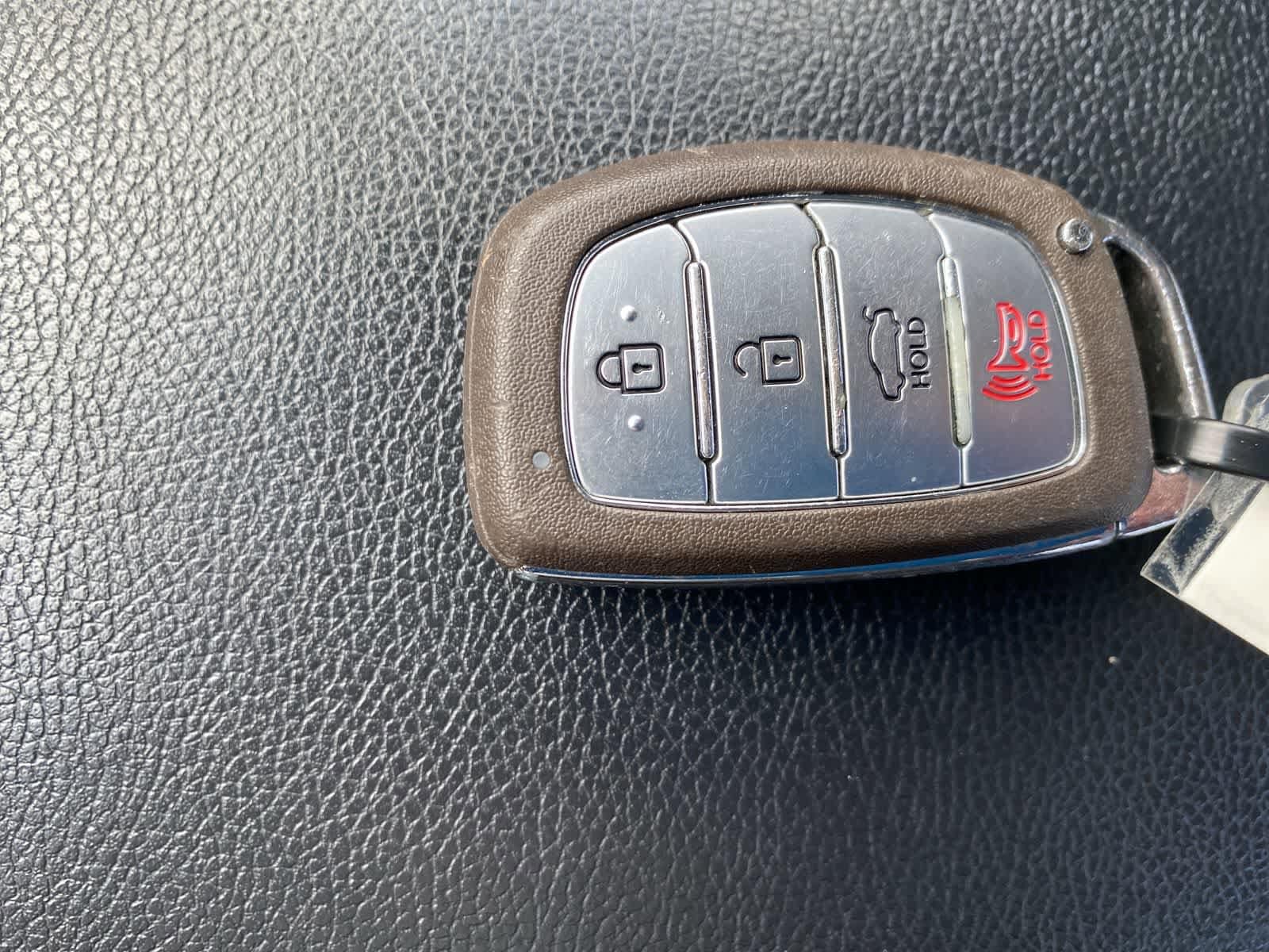 Thumbnail: 2016 Hyundai Elantra - 39