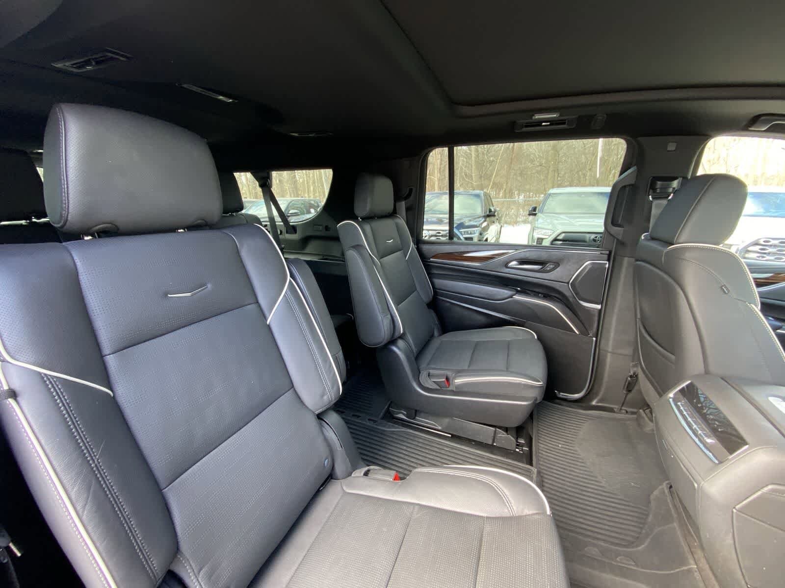 Thumbnail: 2023 Cadillac Escalade - 28