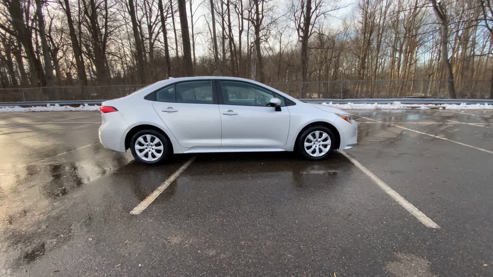 Thumbnail: 2024 Toyota Corolla - 9