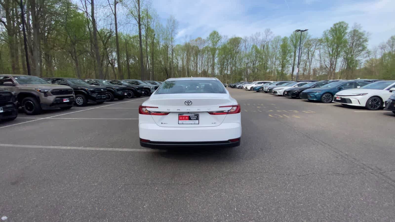 Thumbnail: 2025 Toyota Camry - 11