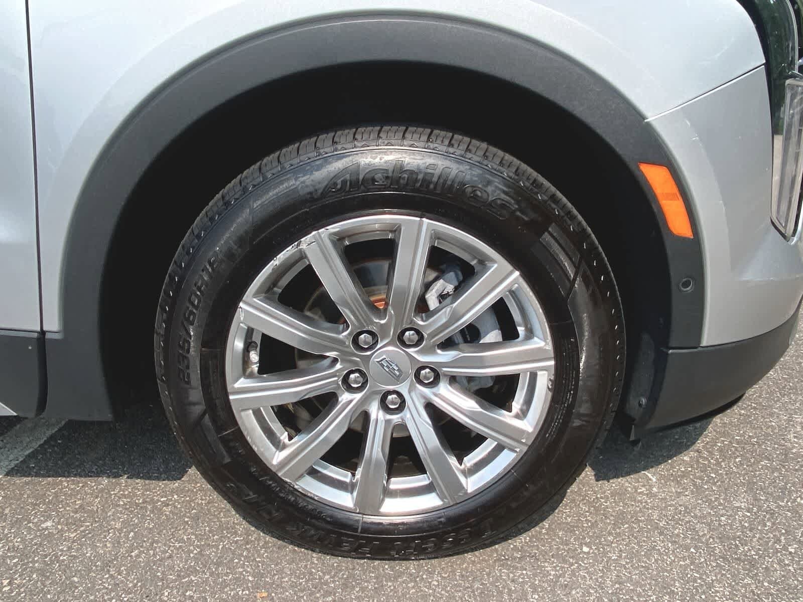 Thumbnail: 2022 Cadillac XT4 - 14