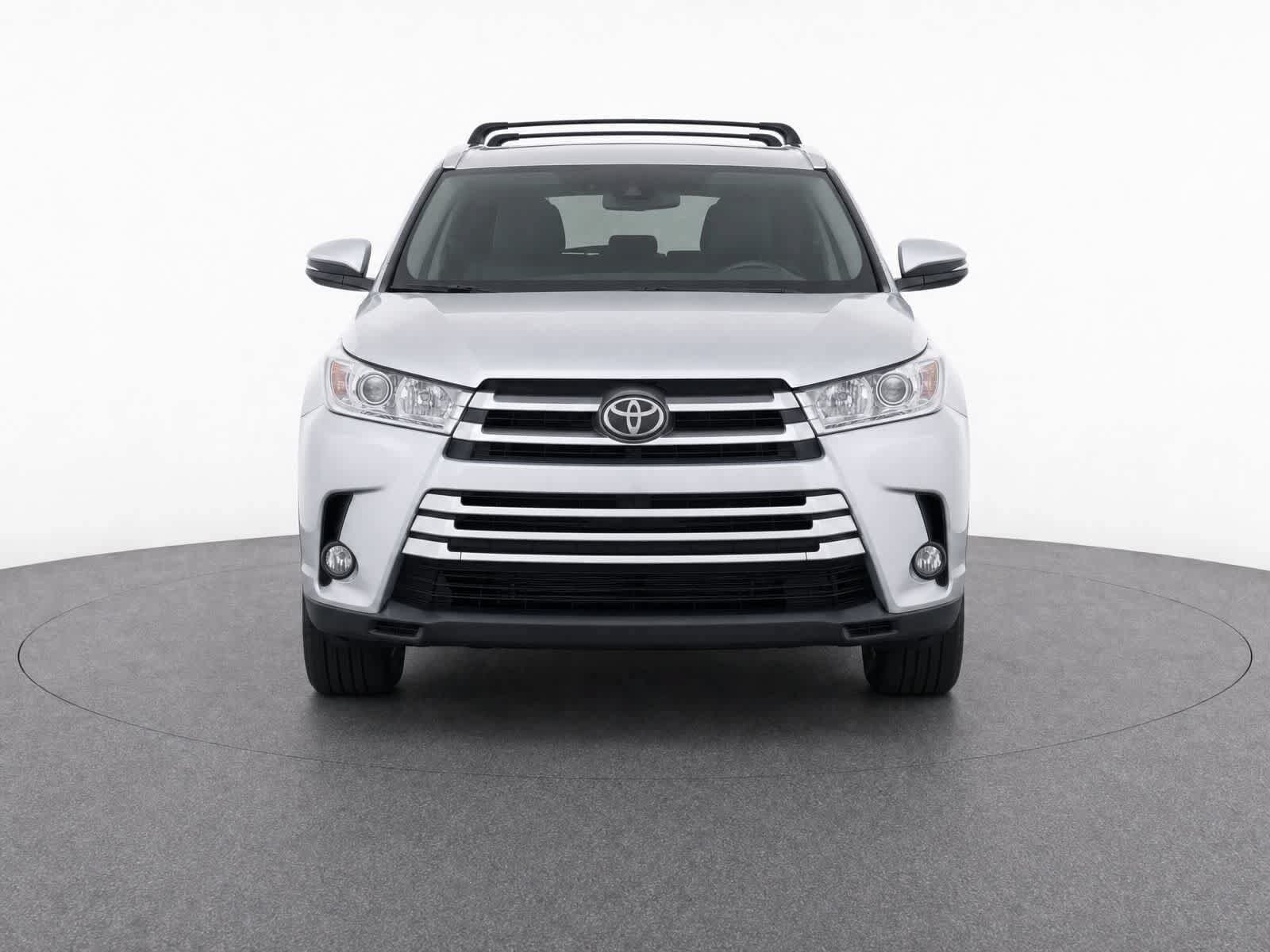 Thumbnail: 2019 Toyota Highlander - 2
