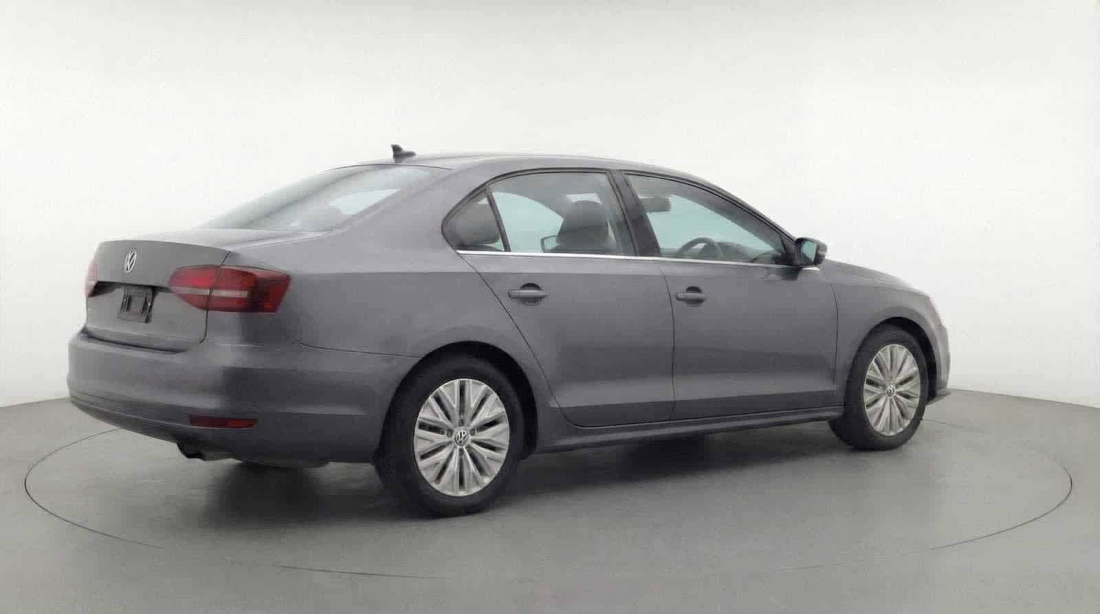 Thumbnail: 2019 Volkswagen Jetta - 7