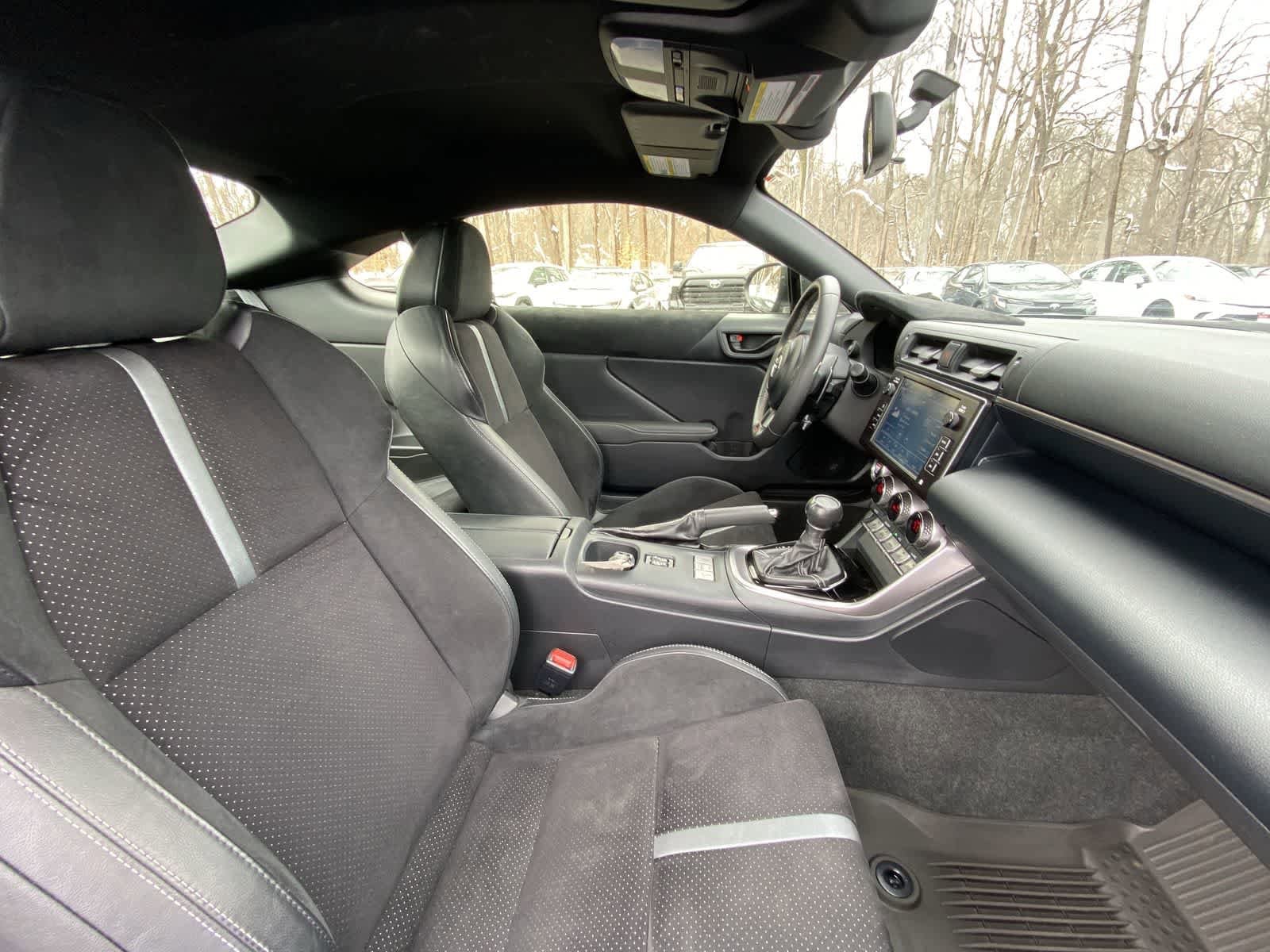 Thumbnail: 2023 Toyota GR86 - 23