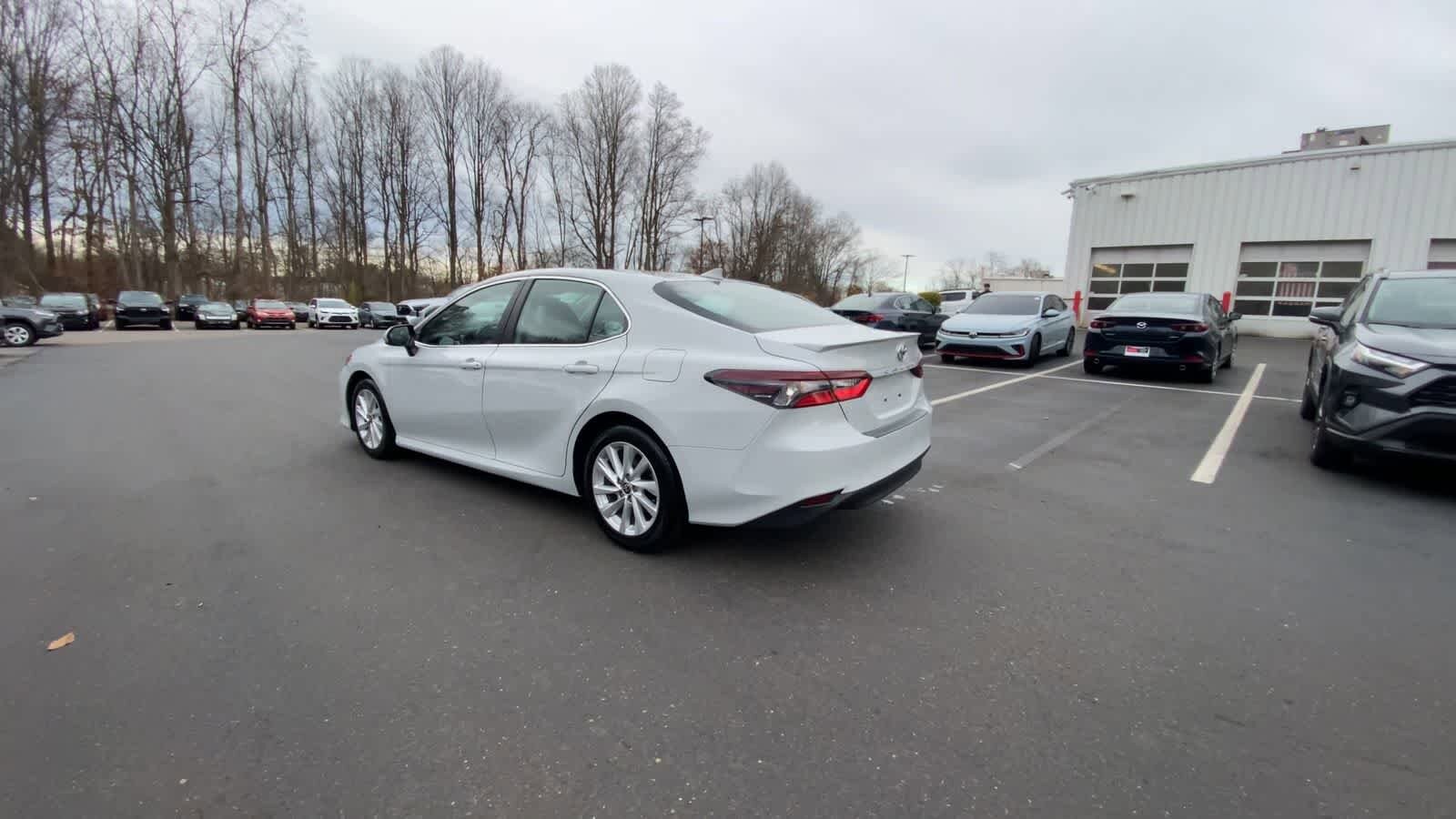 Thumbnail: 2023 Toyota Camry - 13