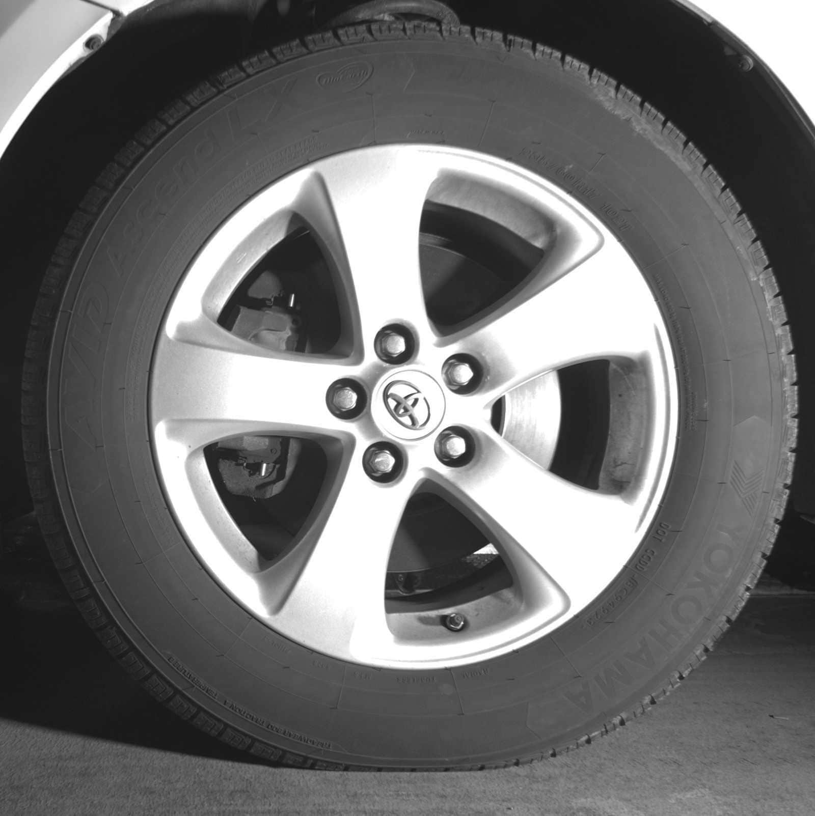 Thumbnail: 2013 Toyota Sienna - 10