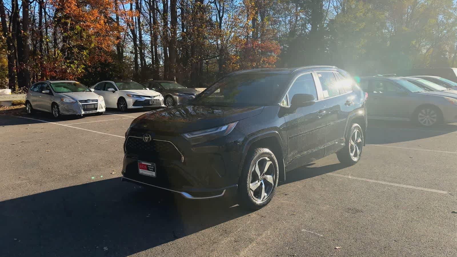 Thumbnail: 2025 Toyota RAV4 - 4