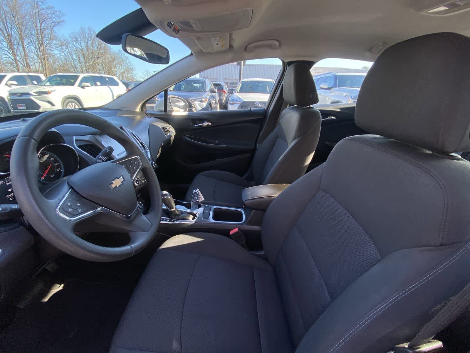 Thumbnail: 2016 Chevrolet Cruze - 23