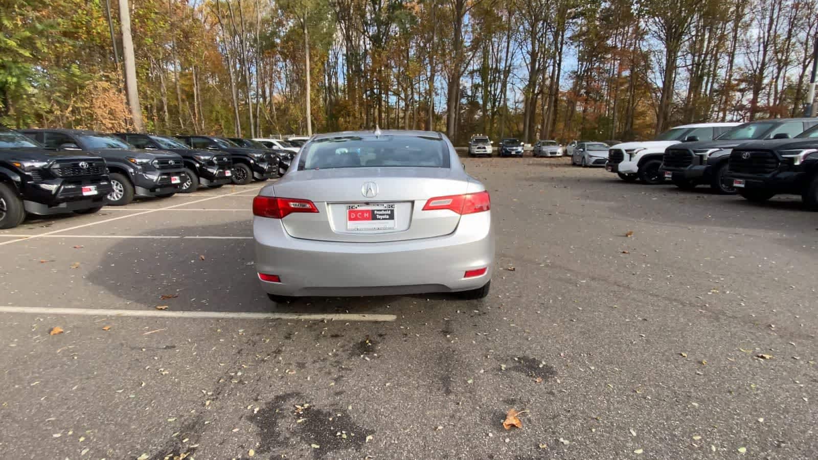 Thumbnail: 2013 Acura ILX - 13