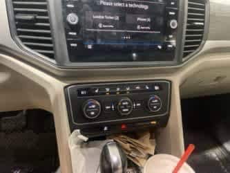 Thumbnail: 2021 Volkswagen Atlas - 25