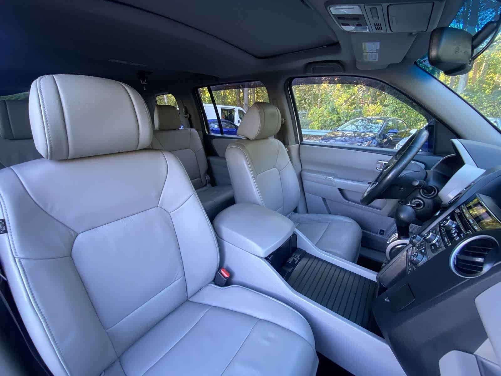 Thumbnail: 2014 Honda Pilot - 22