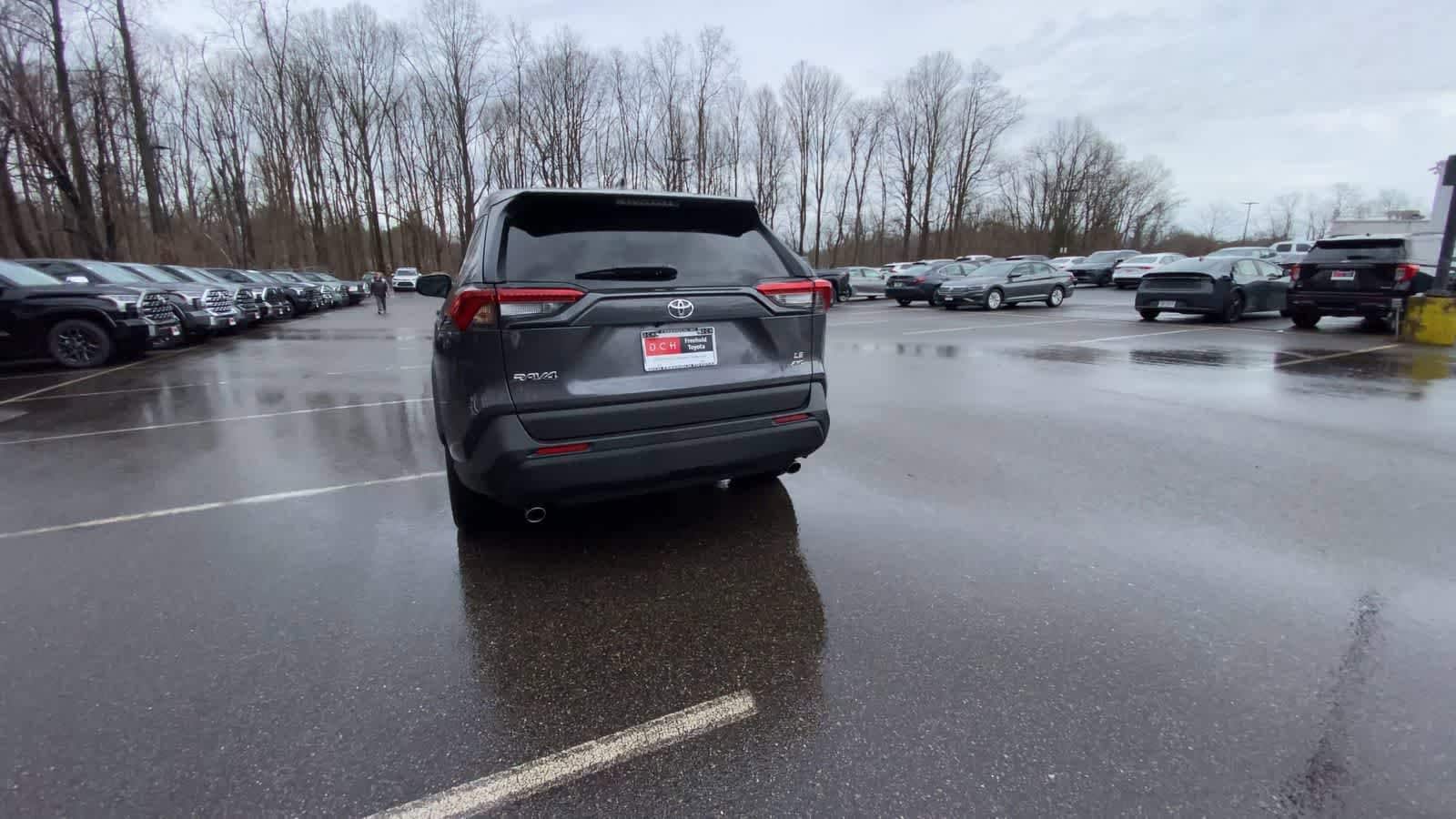 Thumbnail: 2025 Toyota RAV4 - 16