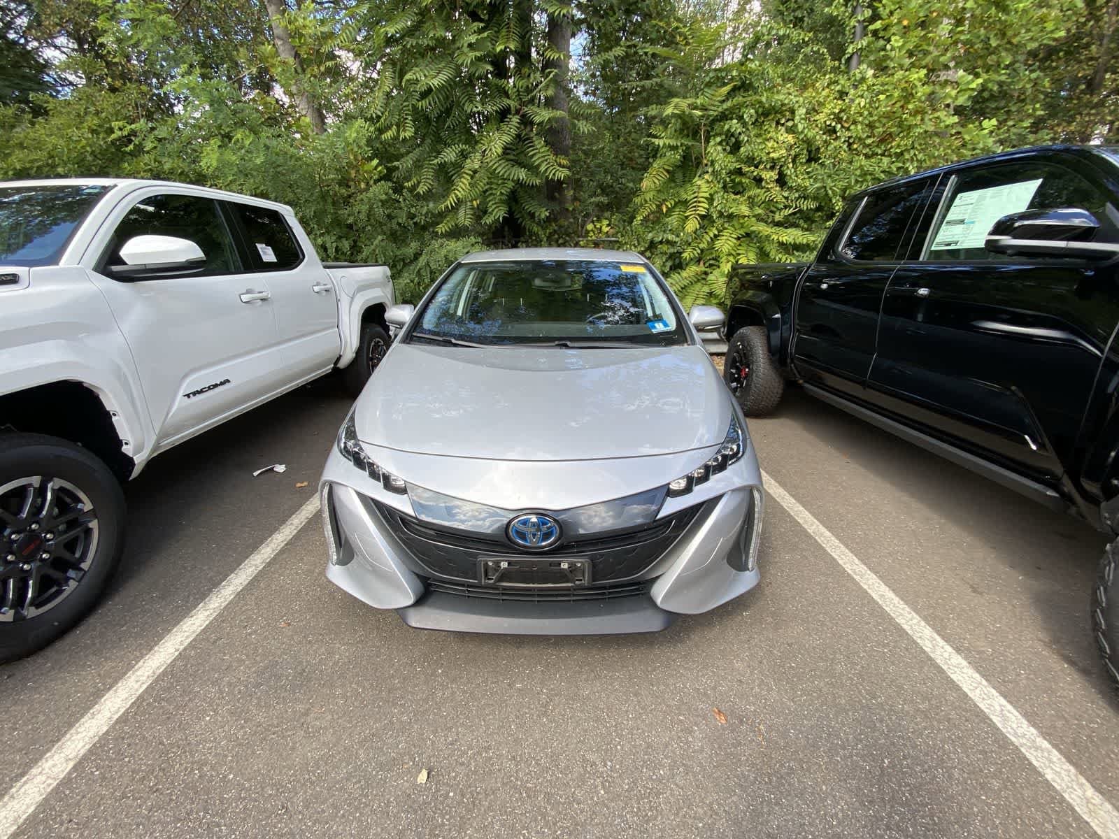 Thumbnail: 2020 Toyota Prius Prime - 2