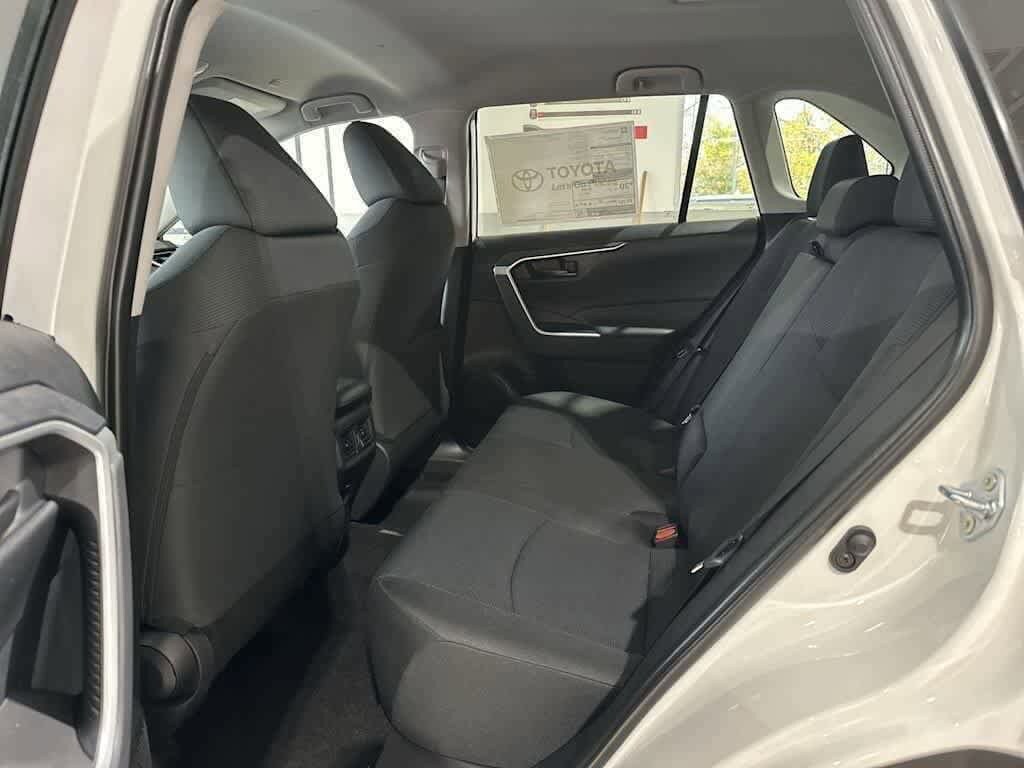 Thumbnail: 2025 Toyota RAV4 - 26