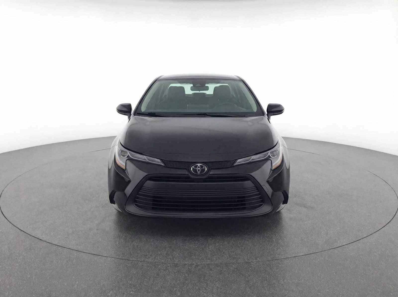 Thumbnail: 2025 Toyota Corolla - 2