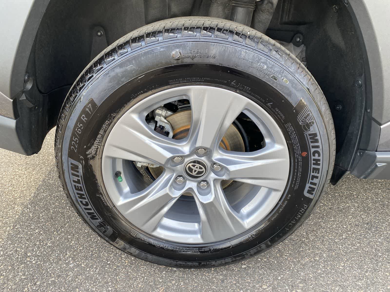 Thumbnail: 2025 Toyota RAV4 - 17