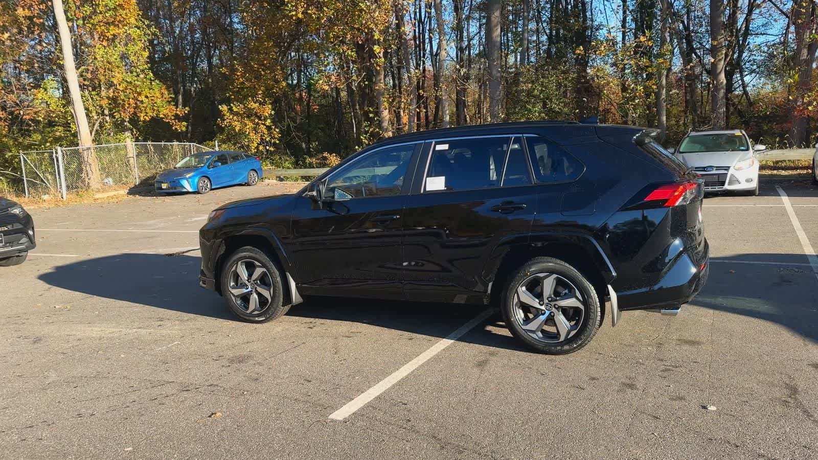 Thumbnail: 2025 Toyota RAV4 - 6